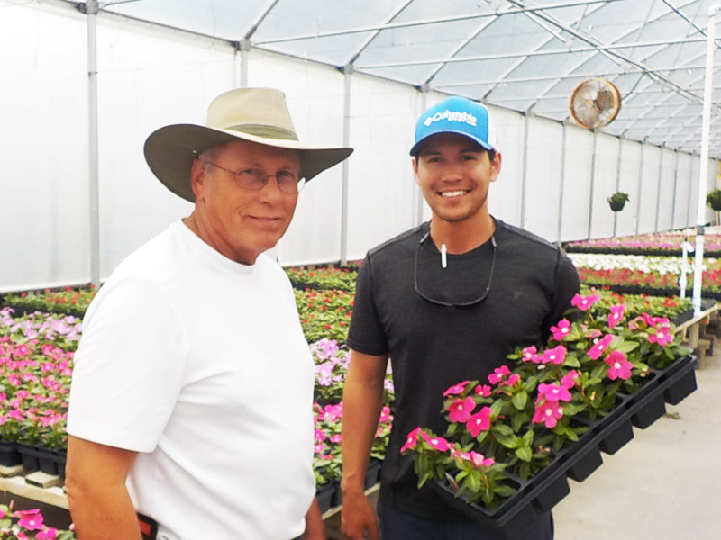 Paul and Justin Bann de Conroe Greenhouse au Texas