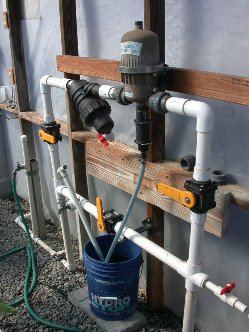 Article en-us | Fertilizer injector set with plumbing (County Farm) Fertilizer injector set with plumbing (County Farm)