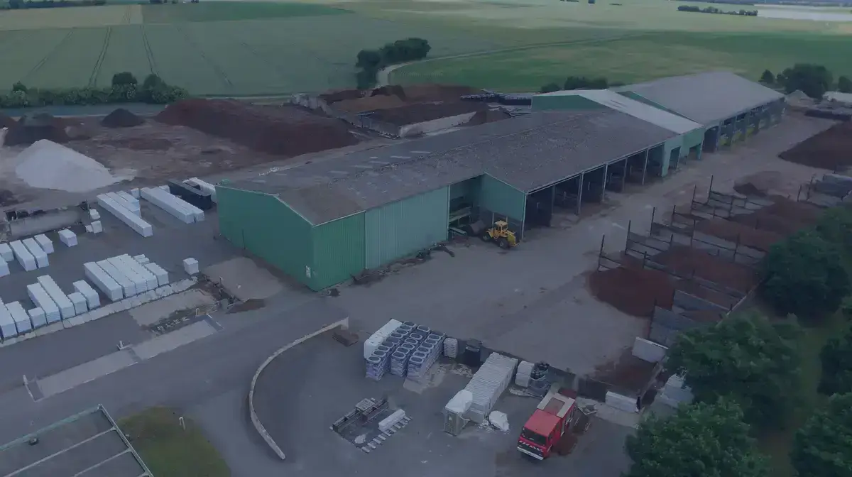Vue aérienne du site de production de forges.